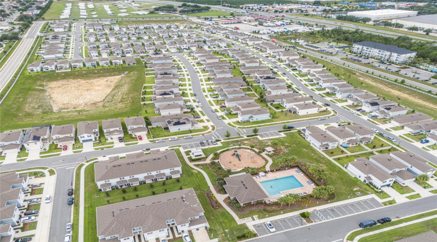 DAVENPORT, Florida 33896, 4 Bedrooms Bedrooms, ,2 BathroomsBathrooms,Residential,For Sale,LOVELY,0,MFRO6422751