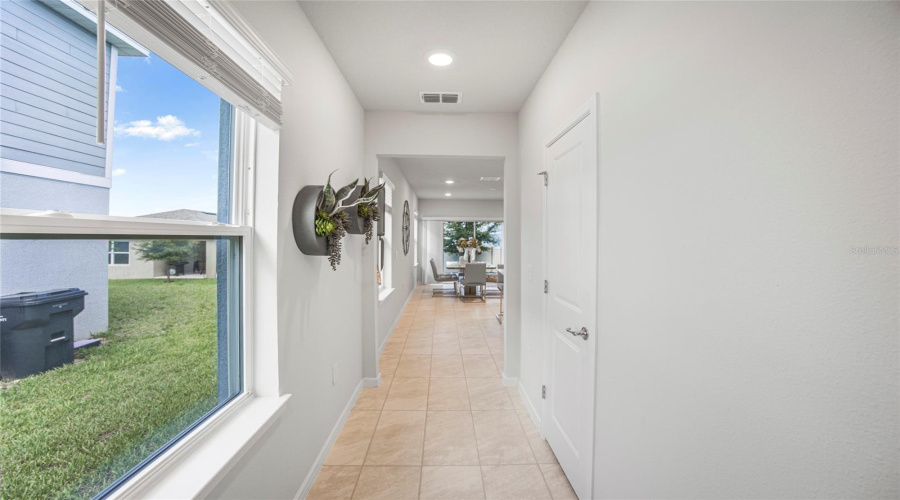DAVENPORT, Florida 33896, 4 Bedrooms Bedrooms, ,2 BathroomsBathrooms,Residential,For Sale,LOVELY,0,MFRO6422751