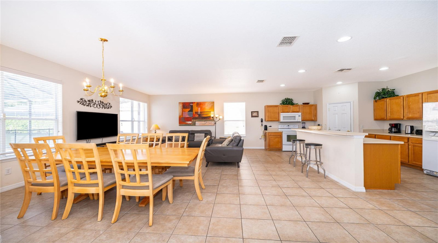 Dining Area 1
