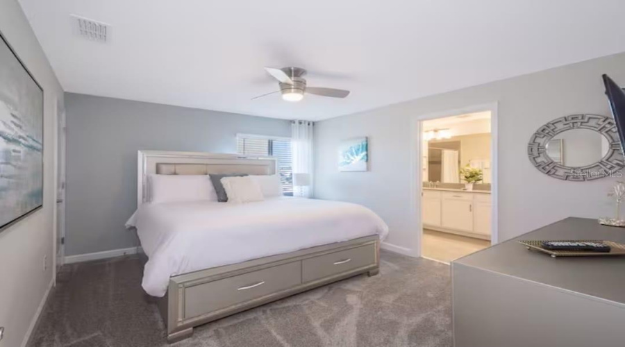 KISSIMMEE, Florida 34746, 5 Bedrooms Bedrooms, ,4 BathroomsBathrooms,Residential,For Sale,WINDERMERE,0,MFRO6422940