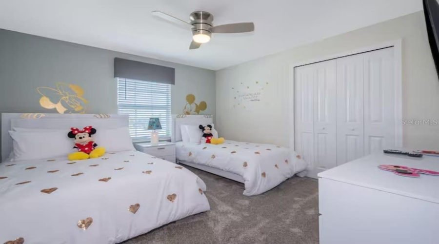 KISSIMMEE, Florida 34746, 5 Bedrooms Bedrooms, ,4 BathroomsBathrooms,Residential,For Sale,WINDERMERE,0,MFRO6422940