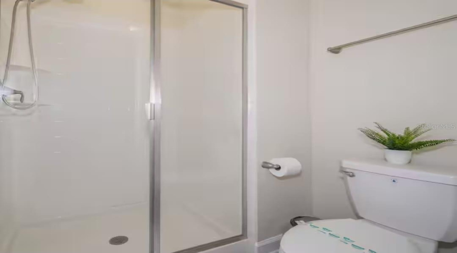 KISSIMMEE, Florida 34746, 5 Bedrooms Bedrooms, ,4 BathroomsBathrooms,Residential,For Sale,WINDERMERE,0,MFRO6422940