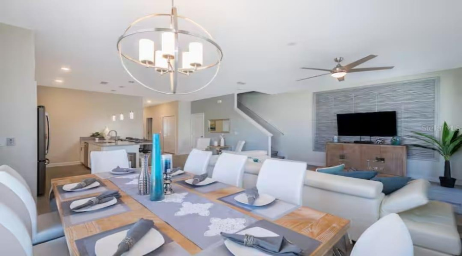 KISSIMMEE, Florida 34746, 5 Bedrooms Bedrooms, ,4 BathroomsBathrooms,Residential,For Sale,WINDERMERE,0,MFRO6422940