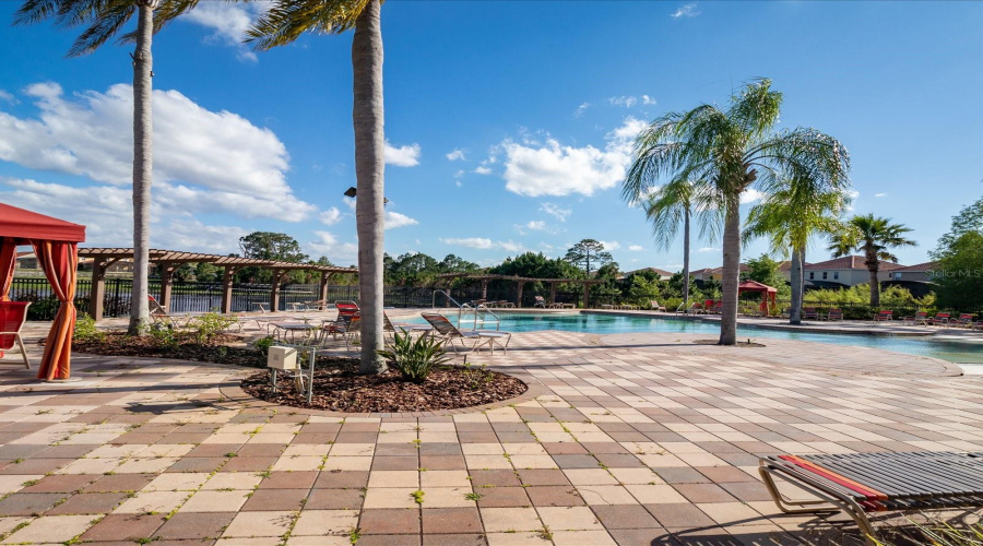 DAVENPORT, Florida 33837, 4 Bedrooms Bedrooms, ,3 BathroomsBathrooms,Residential,For Sale,PALOMA,0,MFRO6422929