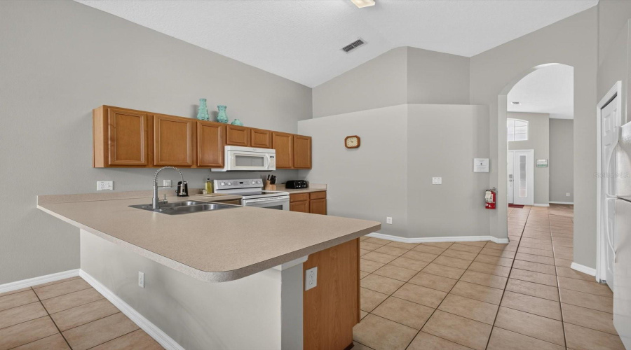 DAVENPORT, Florida 33837, 4 Bedrooms Bedrooms, ,3 BathroomsBathrooms,Residential,For Sale,PALOMA,0,MFRO6422929