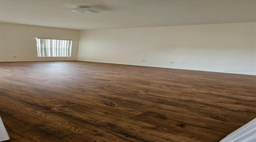 KISSIMMEE, Florida 34746, 3 Bedrooms Bedrooms, ,2 BathroomsBathrooms,Residential,For Sale,BOWFIN,0,MFRS5153371