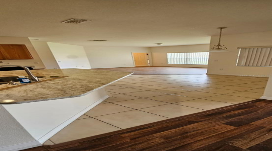 KISSIMMEE, Florida 34746, 3 Bedrooms Bedrooms, ,2 BathroomsBathrooms,Residential,For Sale,BOWFIN,0,MFRS5153371