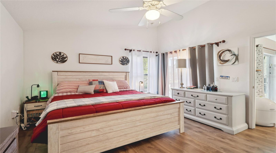 KISSIMMEE, Florida 34746, 4 Bedrooms Bedrooms, ,3 BathroomsBathrooms,Residential,For Sale,CUMBRIAN LAKES,0,MFRS5145366
