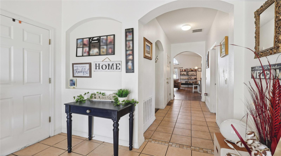KISSIMMEE, Florida 34746, 4 Bedrooms Bedrooms, ,3 BathroomsBathrooms,Residential,For Sale,CUMBRIAN LAKES,0,MFRS5145366