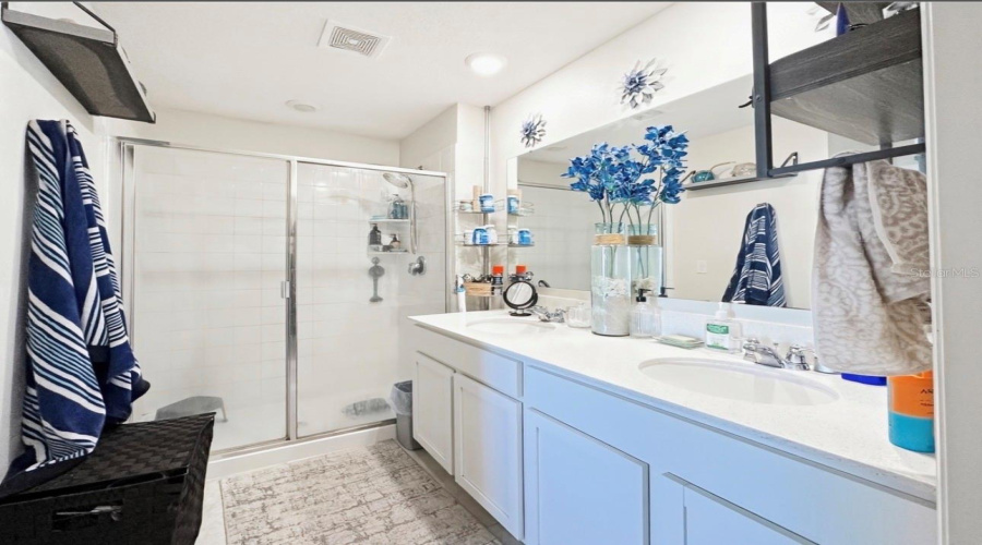 KISSIMMEE, Florida 34746, 3 Bedrooms Bedrooms, ,2 BathroomsBathrooms,Residential,For Sale,TRAVERSE,0,MFRO6419097