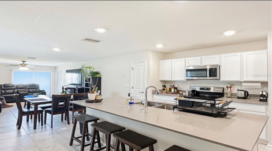 KISSIMMEE, Florida 34746, 3 Bedrooms Bedrooms, ,2 BathroomsBathrooms,Residential,For Sale,TRAVERSE,0,MFRO6419097