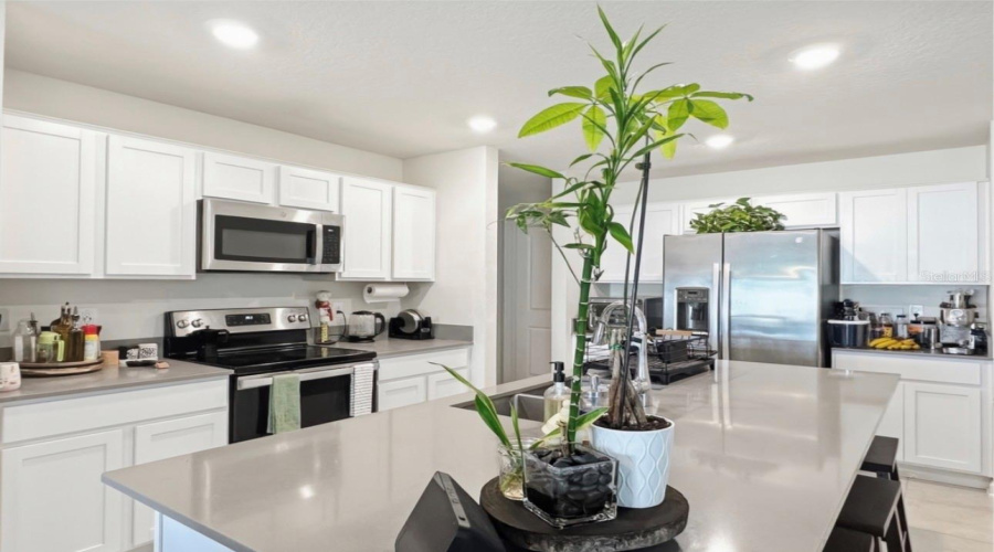 KISSIMMEE, Florida 34746, 3 Bedrooms Bedrooms, ,2 BathroomsBathrooms,Residential,For Sale,TRAVERSE,0,MFRO6419097