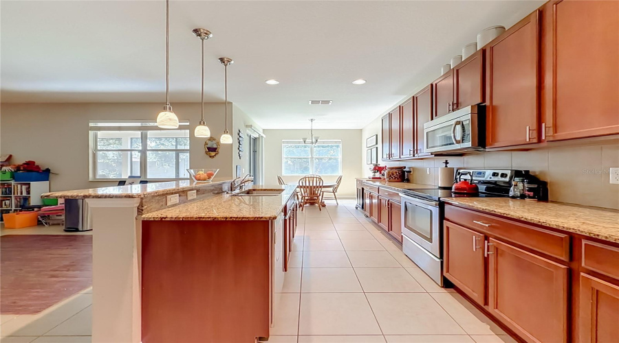 ORLANDO, Florida 32836, 4 Bedrooms Bedrooms, ,3 BathroomsBathrooms,Residential,For Sale,VERRAZANO,0,MFRO6423806