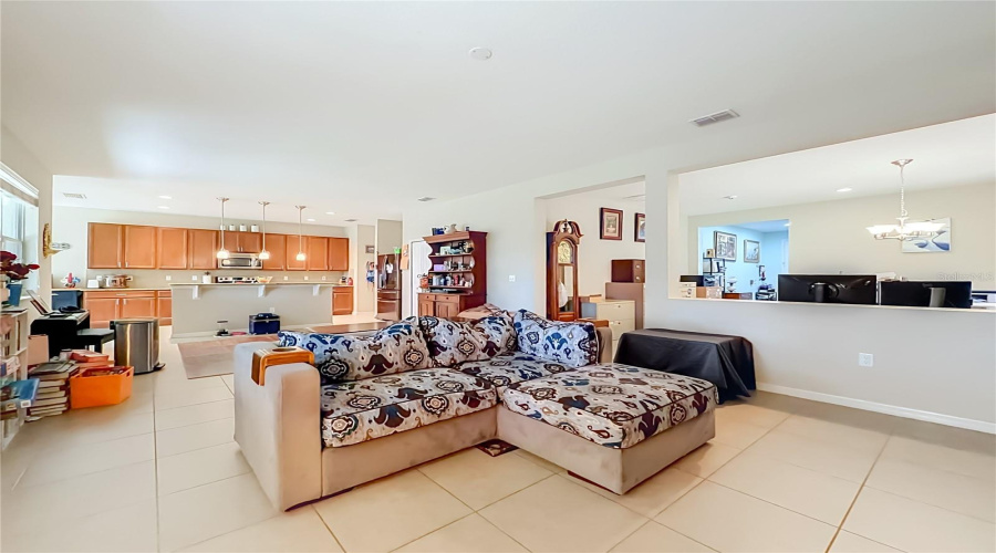 ORLANDO, Florida 32836, 4 Bedrooms Bedrooms, ,3 BathroomsBathrooms,Residential,For Sale,VERRAZANO,0,MFRO6423806