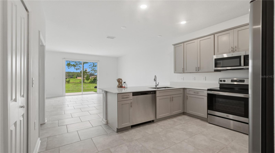 Kissimmee, Florida 34747, 3 Bedrooms Bedrooms, ,2 Bathroomsbathrooms,Residential,For Sale,Brook Marsh Loop,0,Mfro6423525
