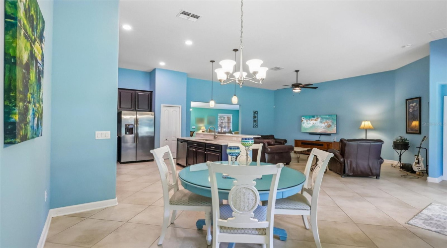 DAVENPORT, Florida 33896, 4 Bedrooms Bedrooms, ,3 BathroomsBathrooms,Residential,For Sale,DOVE VALLEY,0,MFRO6423865