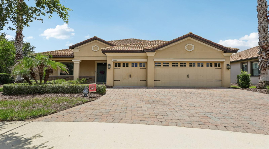 DAVENPORT, Florida 33896, 4 Bedrooms Bedrooms, ,3 BathroomsBathrooms,Residential,For Sale,DOVE VALLEY,0,MFRO6423865