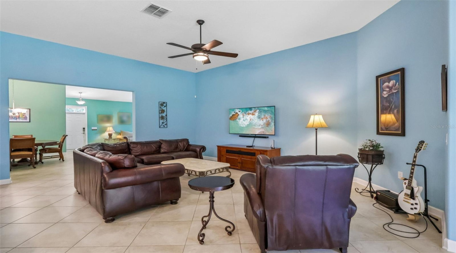 DAVENPORT, Florida 33896, 4 Bedrooms Bedrooms, ,3 BathroomsBathrooms,Residential,For Sale,DOVE VALLEY,0,MFRO6423865