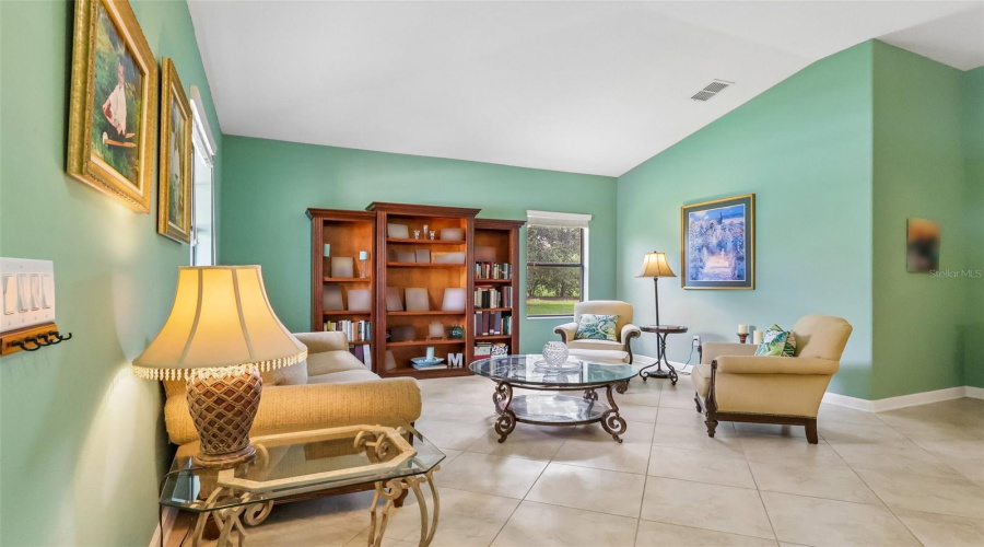 DAVENPORT, Florida 33896, 4 Bedrooms Bedrooms, ,3 BathroomsBathrooms,Residential,For Sale,DOVE VALLEY,0,MFRO6423865