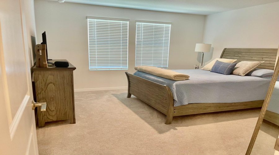 DAVENPORT, Florida 33837, 3 Bedrooms Bedrooms, ,2 BathroomsBathrooms,Residential,For Sale,PENGUIN,0,MFRS5153070
