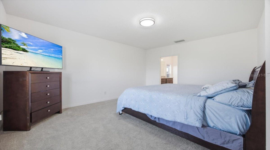 KISSIMMEE, Florida 34746, 4 Bedrooms Bedrooms, ,2 BathroomsBathrooms,Residential,For Sale,BLUE HAMMOCK,0,MFRS5153424