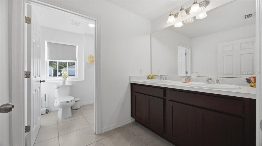 KISSIMMEE, Florida 34746, 4 Bedrooms Bedrooms, ,2 BathroomsBathrooms,Residential,For Sale,BLUE HAMMOCK,0,MFRS5153424