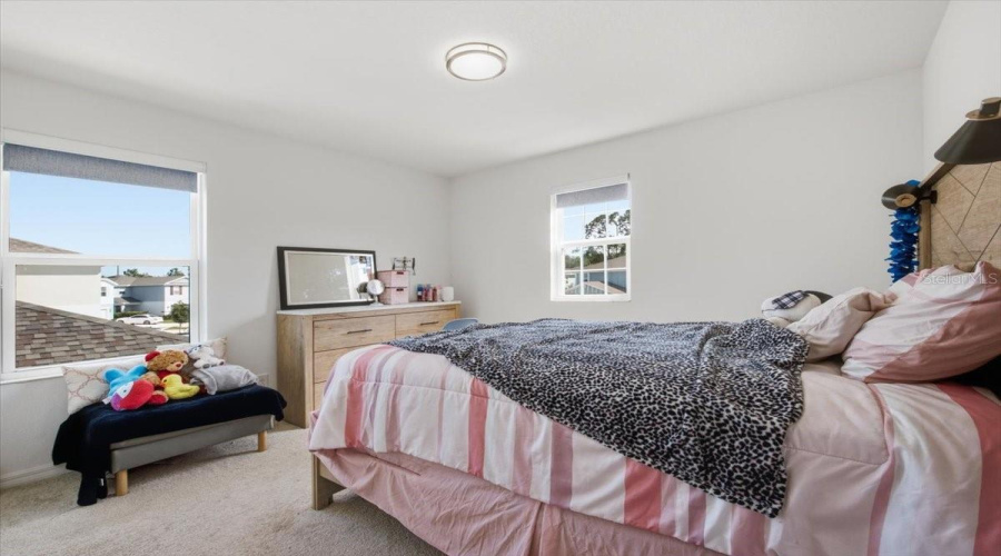 KISSIMMEE, Florida 34746, 4 Bedrooms Bedrooms, ,2 BathroomsBathrooms,Residential,For Sale,BLUE HAMMOCK,0,MFRS5153424