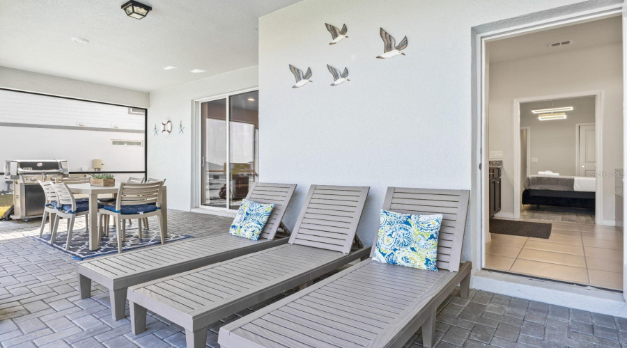 DAVENPORT, Florida 33897, 6 Bedrooms Bedrooms, ,4 BathroomsBathrooms,Residential,For Sale,LANA,0,MFRO6423908