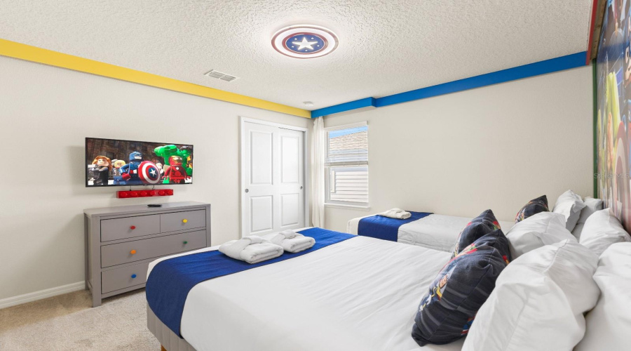 DAVENPORT, Florida 33897, 6 Bedrooms Bedrooms, ,4 BathroomsBathrooms,Residential,For Sale,LANA,0,MFRO6423908