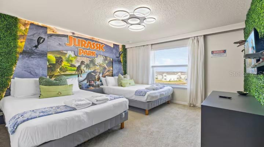 DAVENPORT, Florida 33897, 6 Bedrooms Bedrooms, ,4 BathroomsBathrooms,Residential,For Sale,LANA,0,MFRO6423908