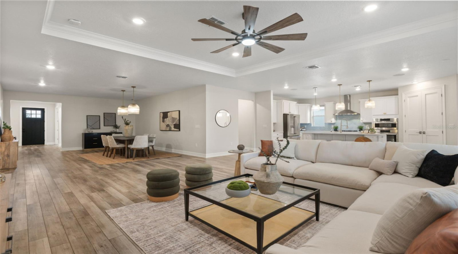 ORLANDO, Florida 32836, 5 Bedrooms Bedrooms, ,4 BathroomsBathrooms,Residential,For Sale,WANDERING,0,MFRO6419590