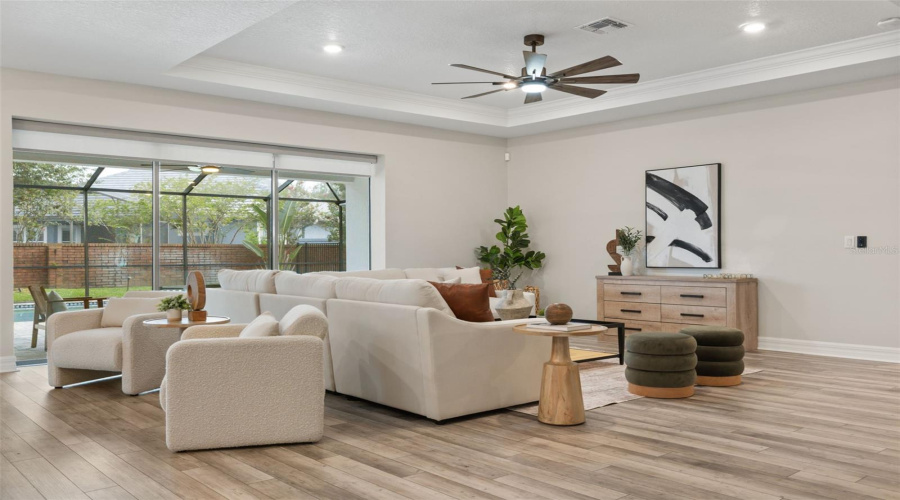 ORLANDO, Florida 32836, 5 Bedrooms Bedrooms, ,4 BathroomsBathrooms,Residential,For Sale,WANDERING,0,MFRO6419590
