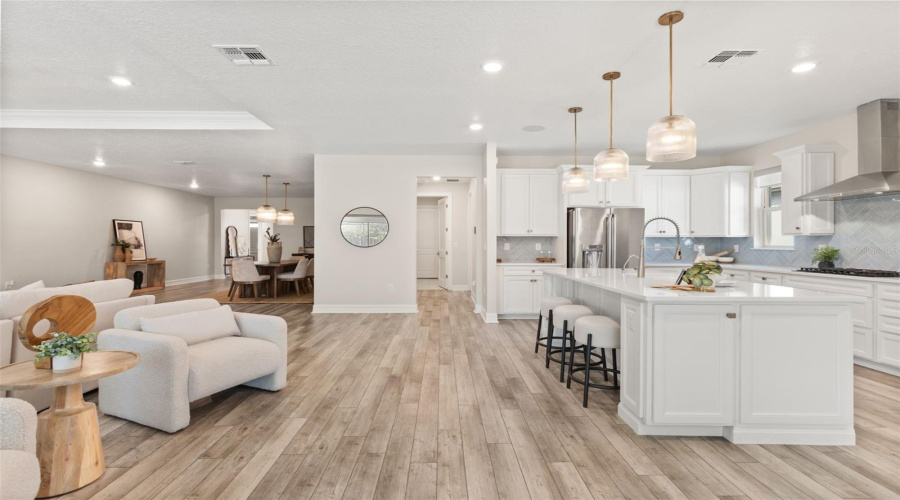 ORLANDO, Florida 32836, 5 Bedrooms Bedrooms, ,4 BathroomsBathrooms,Residential,For Sale,WANDERING,0,MFRO6419590