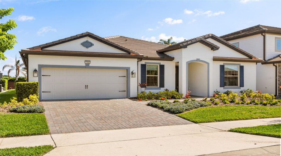 ORLANDO, Florida 32836, 5 Bedrooms Bedrooms, ,4 BathroomsBathrooms,Residential,For Sale,WANDERING,0,MFRO6419590