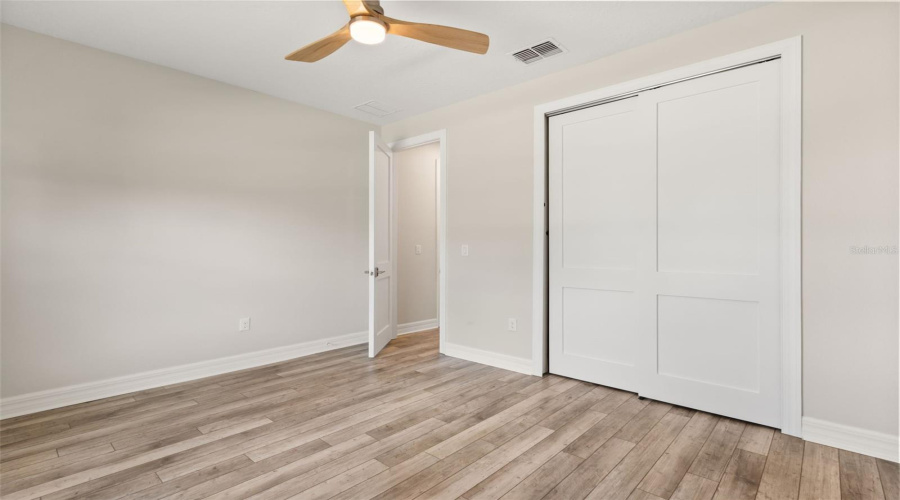 ORLANDO, Florida 32836, 5 Bedrooms Bedrooms, ,4 BathroomsBathrooms,Residential,For Sale,WANDERING,0,MFRO6419590