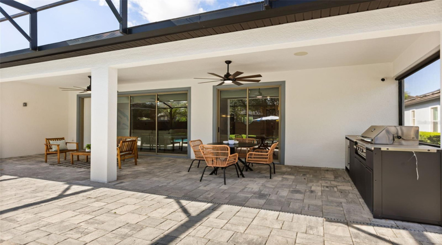 ORLANDO, Florida 32836, 5 Bedrooms Bedrooms, ,4 BathroomsBathrooms,Residential,For Sale,WANDERING,0,MFRO6419590