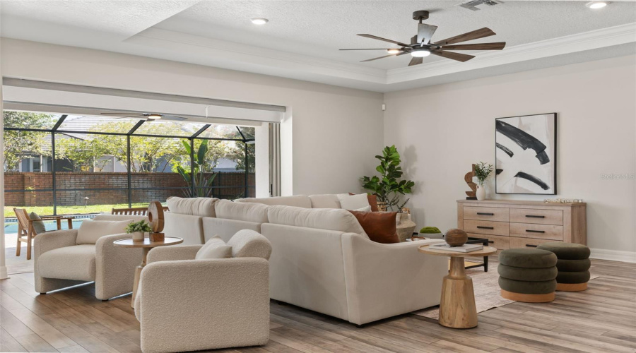ORLANDO, Florida 32836, 5 Bedrooms Bedrooms, ,4 BathroomsBathrooms,Residential,For Sale,WANDERING,0,MFRO6419590