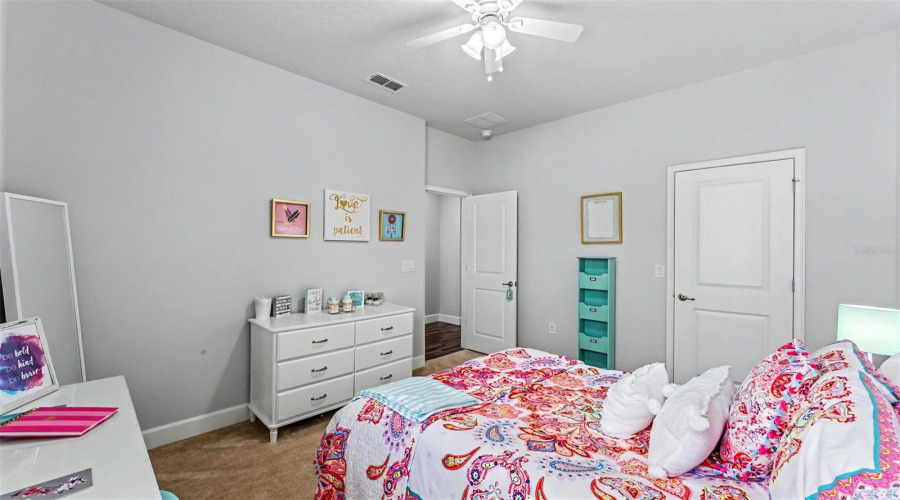 KISSIMMEE, Florida 34746, 5 Bedrooms Bedrooms, ,4 BathroomsBathrooms,Residential,For Sale,SHORESIDE,0,MFRP4939263
