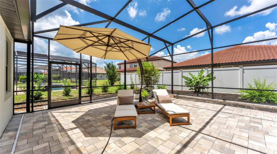 KISSIMMEE, Florida 34746, 5 Bedrooms Bedrooms, ,4 BathroomsBathrooms,Residential,For Sale,SHORESIDE,0,MFRP4939263
