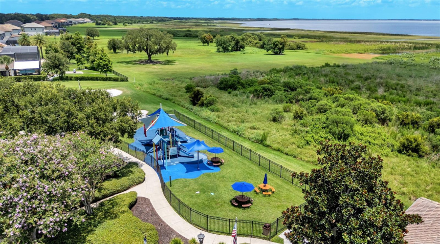 KISSIMMEE, Florida 34746, 5 Bedrooms Bedrooms, ,4 BathroomsBathrooms,Residential,For Sale,SHORESIDE,0,MFRP4939263