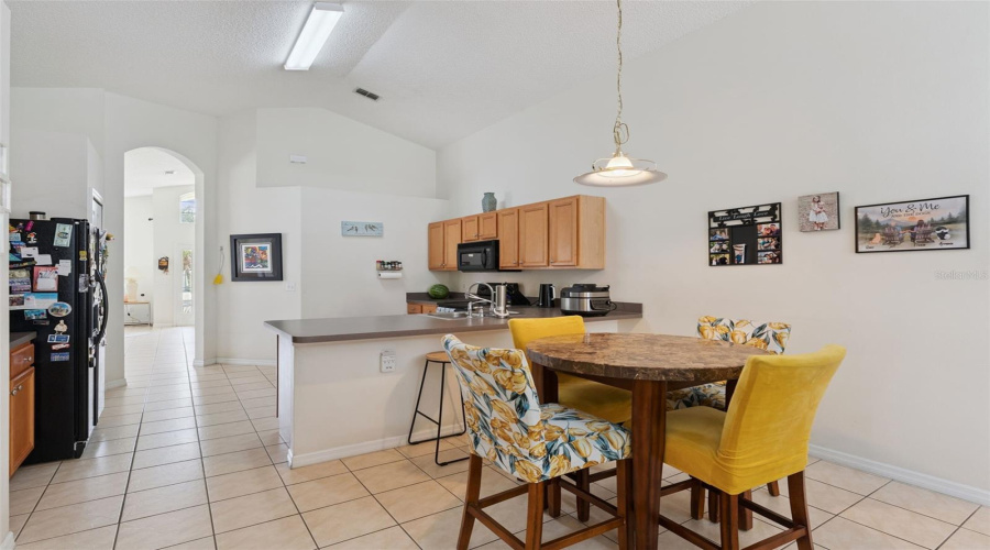 KISSIMMEE, Florida 34746, 4 Bedrooms Bedrooms, ,3 BathroomsBathrooms,Residential,For Sale,MADIERA BEACH BLVD,0,MFRO6422779