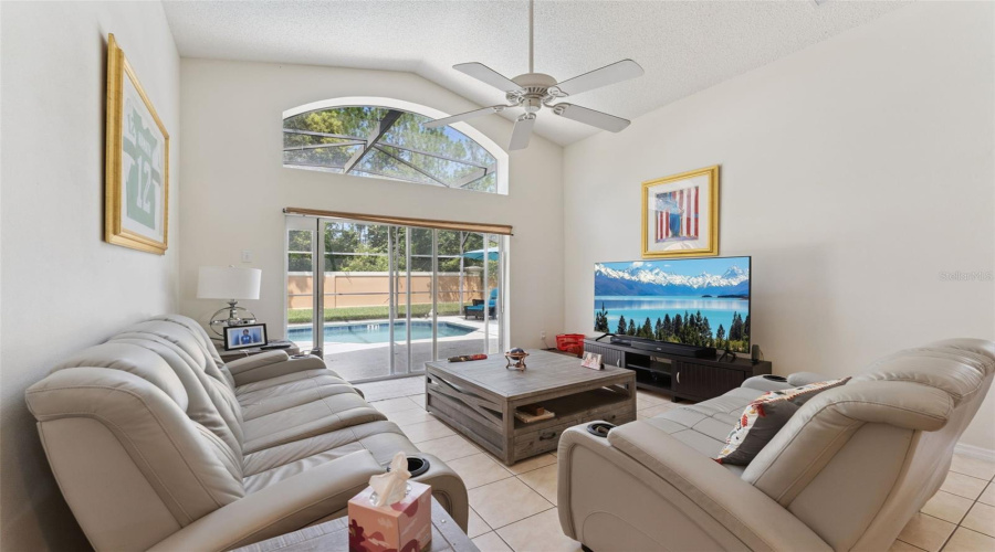 KISSIMMEE, Florida 34746, 4 Bedrooms Bedrooms, ,3 BathroomsBathrooms,Residential,For Sale,MADIERA BEACH BLVD,0,MFRO6422779