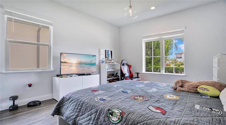 ORLANDO, Florida 32836, 4 Bedrooms Bedrooms, ,3 BathroomsBathrooms,Residential,For Sale,ROYAL CYPRESS,0,MFRO6423737