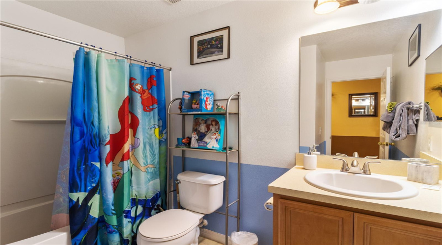 KISSIMMEE, Florida 34747, 3 Bedrooms Bedrooms, ,3 BathroomsBathrooms,Residential,For Sale,LONG ISLAND,0,MFRS5153454