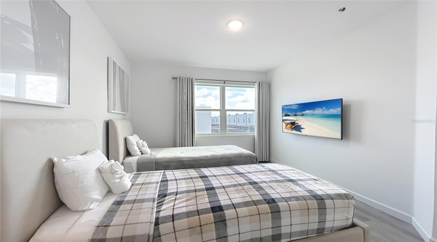 DAVENPORT, Florida 33896, 6 Bedrooms Bedrooms, ,5 BathroomsBathrooms,Residential,For Sale,FAMAGUSTA,0,MFRO6424110