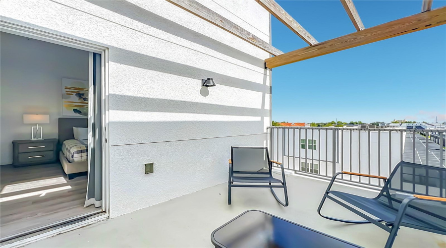 DAVENPORT, Florida 33896, 6 Bedrooms Bedrooms, ,5 BathroomsBathrooms,Residential,For Sale,FAMAGUSTA,0,MFRO6424110