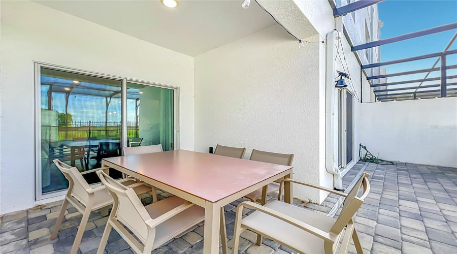 DAVENPORT, Florida 33896, 6 Bedrooms Bedrooms, ,5 BathroomsBathrooms,Residential,For Sale,FAMAGUSTA,0,MFRO6424110