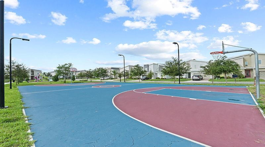 DAVENPORT, Florida 33896, 2 Bedrooms Bedrooms, ,2 BathroomsBathrooms,Residential,For Sale,OCEAN COURSE,0,MFRS5142829