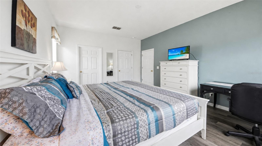 DAVENPORT, Florida 33897, 7 Bedrooms Bedrooms, ,4 BathroomsBathrooms,Residential,For Sale,SEVILLA,0,MFRO6422362