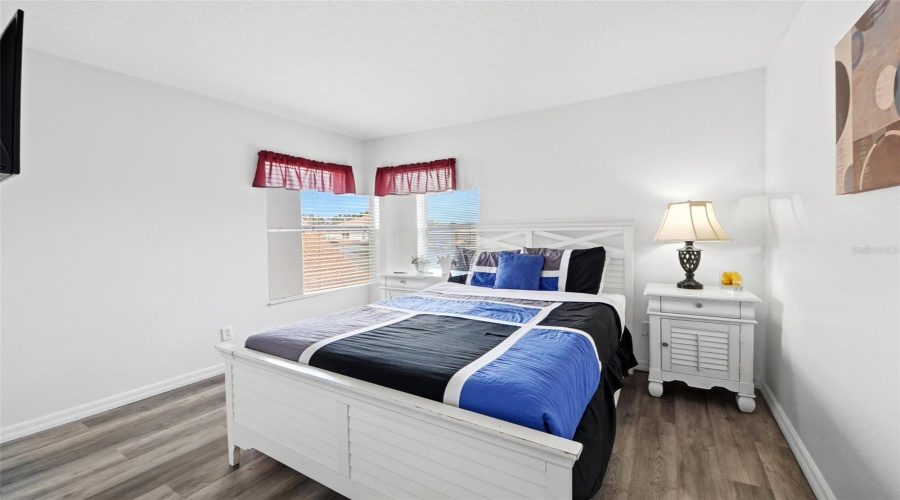 DAVENPORT, Florida 33897, 7 Bedrooms Bedrooms, ,4 BathroomsBathrooms,Residential,For Sale,SEVILLA,0,MFRO6422362